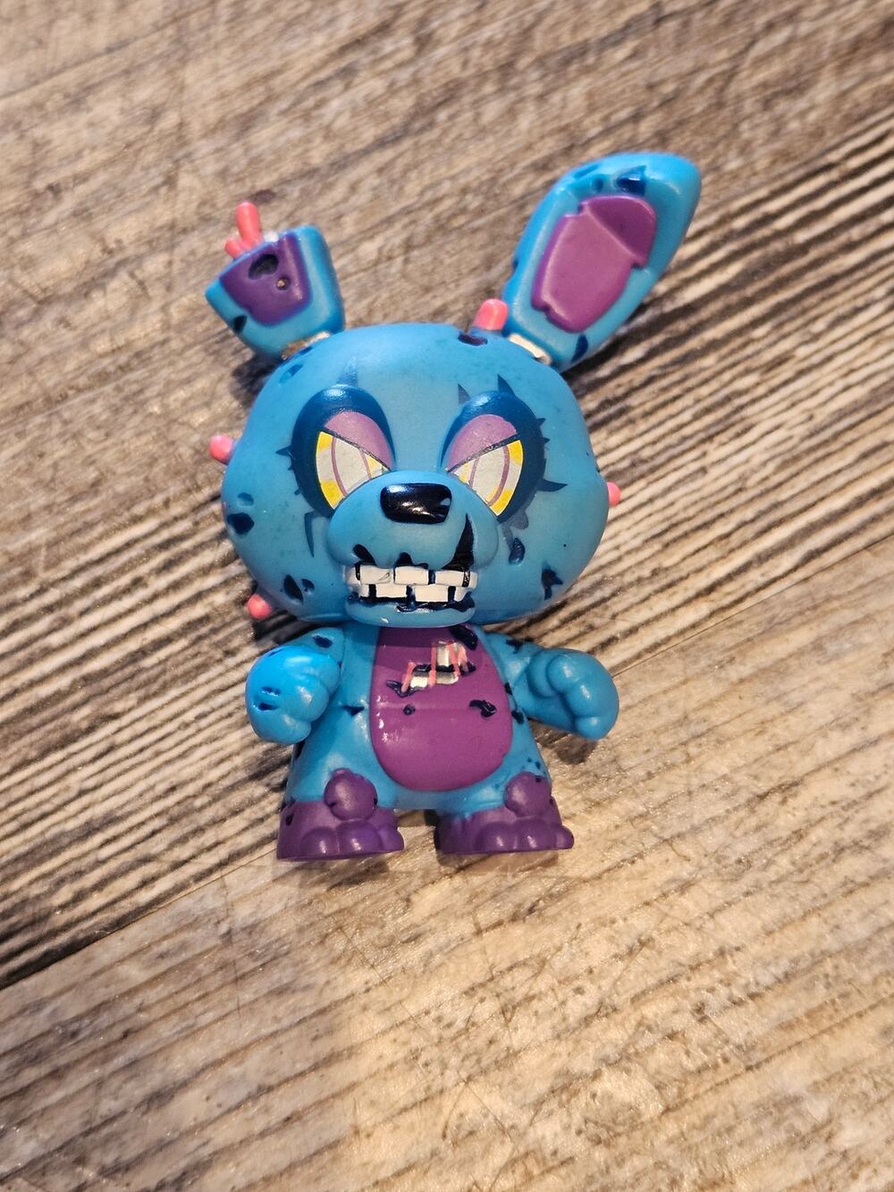 FNAF Five Nights at Freddy's Funko Mystery Mini Blacklight Springtrap 1/12